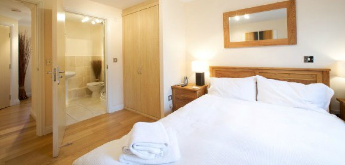 It is due to the above reason that when in #Bristols, #serviced #accommodation is preferred by many people rather than a luxurious 5 or 4-star hotel stay