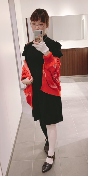 トイレ自撮りシリーズのtwitterイラスト検索結果