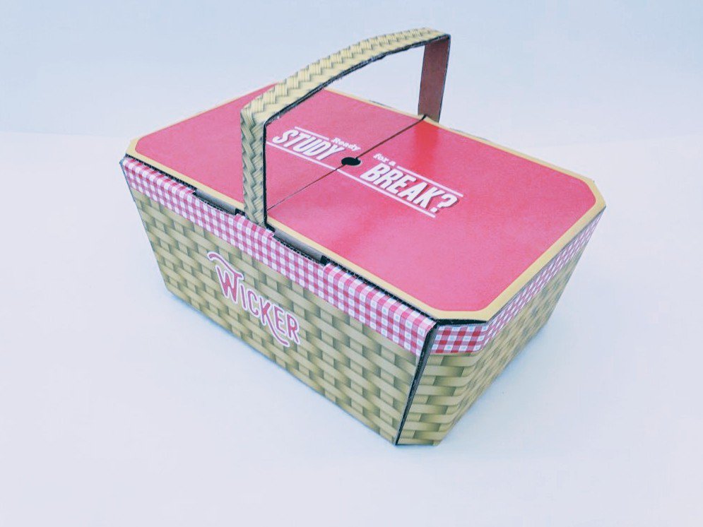 SlesterPacking's tweet photo. University students in California have updated the classic wicker picnic basket with something a little more interesting. We make our living finding innovative new uses of #corrugated cardboard, so we're obviously fans. https://t.co/talp2nCuhw https://t.co/DPGTNfkj12