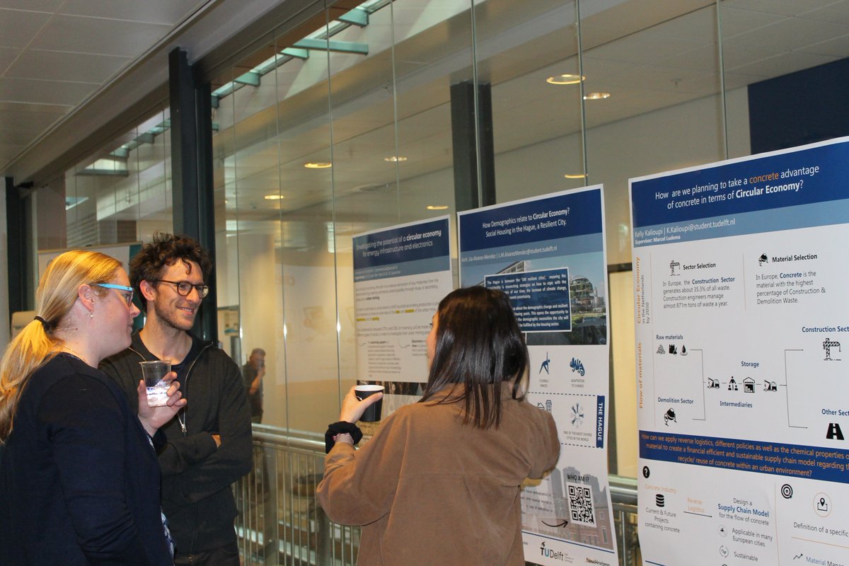 LDE_CfS's tweet photo. At last week's #Resilient Cities: Knowledge Café, students, policymakers and experts exchanged ideas on ongoing research. Dynamic discussions ranged from #circular #material flows for concrete to #green spaces, and, restaurant menus!

Read more:
https://t.co/ZqDPcQNV6c https://t.co/QY2AeOIonN