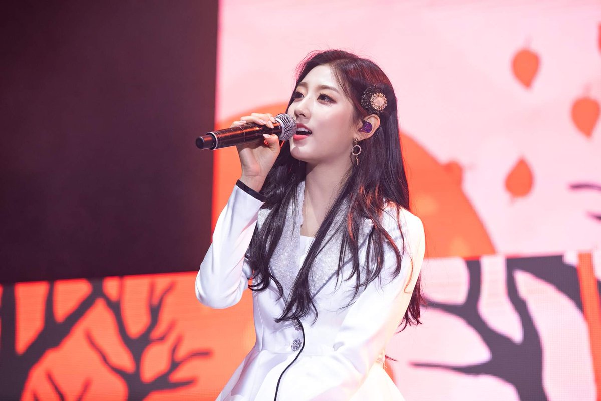 HelloYein_'s tweet photo. 💕❣
#러블리즈 #Lovelyz #정예인 #예인 #Yein 

Photo：https://t.co/FNzhofPRun https://t.co/5k0w5O9yuk