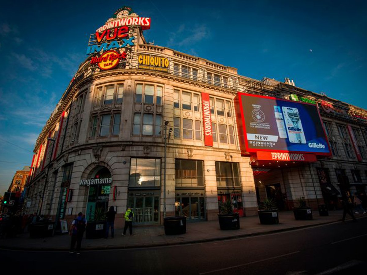 We'd love to see more independent businesses opening up on the high street! Blank Canvas restaurant are opening up in a prime @The_Printworks spot... The eatery will change its decor to suit each season! #manchester #openingsoon