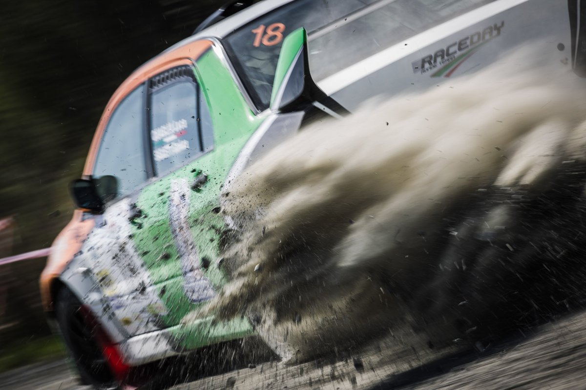 3 days to go!

#FinaleRaceday

#LiburnaTerra #RacedayRallyTerra #ChiTerraGode #Pirelli #Repsol #Dhl #Omp #Enthusia #EpicRallyTribe