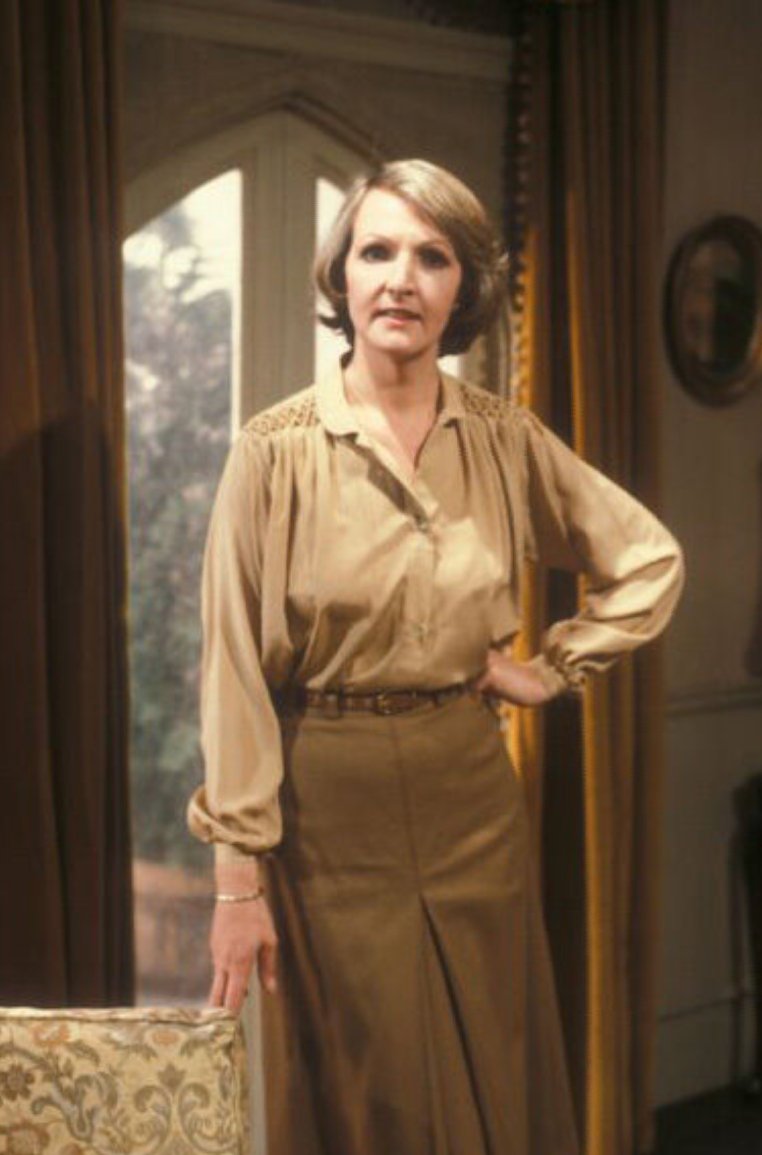 Happy Birthday Penelope Keith, born this day in 1940. 