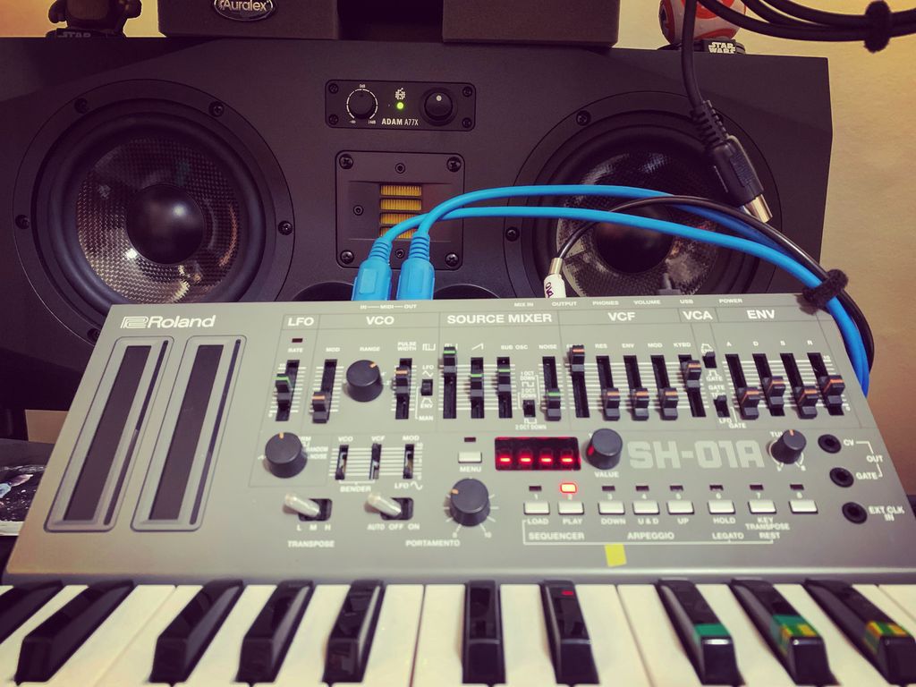 MechanicalAudio's tweet photo. The beasties lurking at the back 😈🤘
.
.
.
.
.
.
.
.
#music #musician #synth #synthesizer #speakers #monitors #studio #mixer #adam #audio #electronic #dnb #industrial #rock #electronicmusic #a77x #sh01a #mixing #rave #raverock
.
.
@roland_uk @roland_us @rolandaira @adam_audio https://t.co/VRqaZtLgli