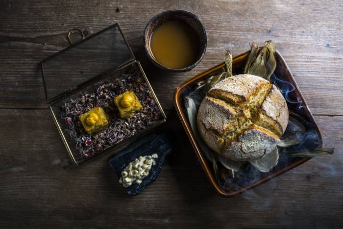 #NoTeLoPuedesPerder | La cita es el 3 de abril. Una cena muy especial en en el restaurante LUMA del chef peruano Omar <a href="/MalpartidaU/">Omar Malpartida</a>. bit.ly/2uC2dYl #Catas #Eventos #Gastronomia