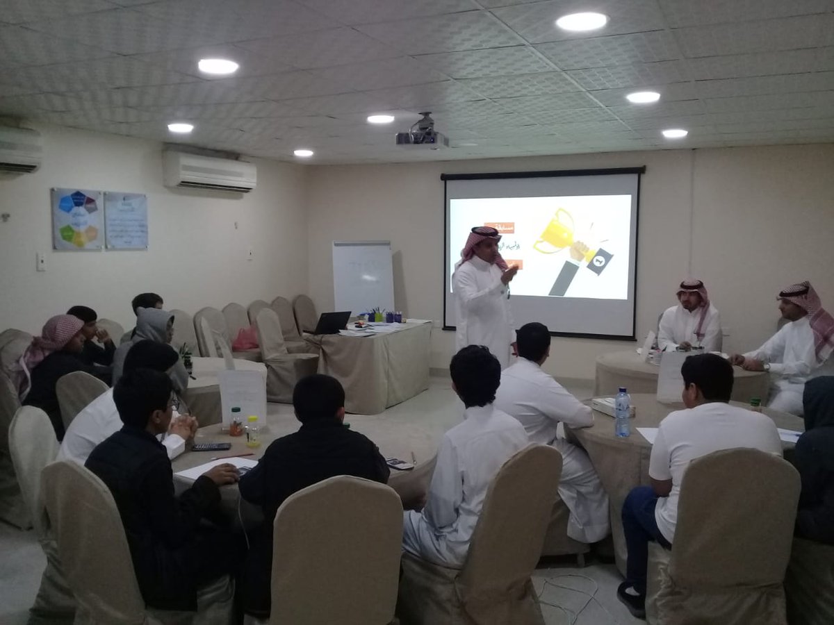 mohafazaschools's tweet photo. تأهل طلاب متوسطة المحافظة الأهلية لنهائيات المرحلة الثانية من مسابقة أولمبياد TIMSS لمادتي العلوم والرياضيات على مستوى إدارة التعليم بمحافظة حفرالباطن التي أقامها قسم الإشراف التربوي شعبة العلوم 
#TIMSS_KSA 
@hafr_private https://t.co/v7y9H9FVjG
