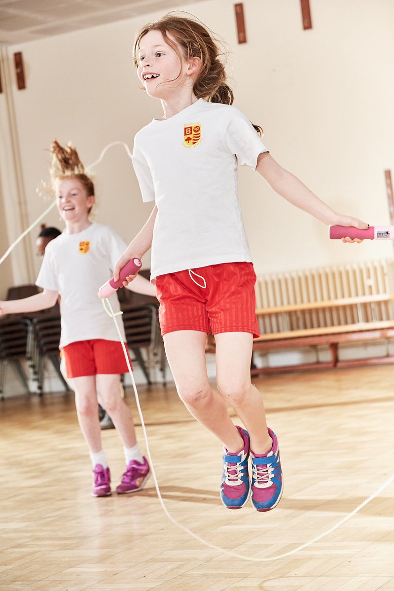 ActiveSchoolsAS's tweet photo. Stand Up Surrey Schools Day is on 26 April. How is your school getting involved? Sign up here https://t.co/aNFyphUtwt #StandUpSurrey #MoveMoreSurrey #OnYourFeetBritain https://t.co/1FGDfSE8Xh