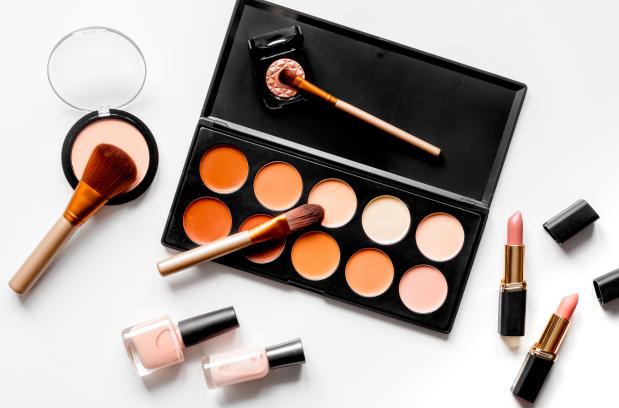 RavaliShekar's tweet photo. Sweltering Clime To One Side And Gala #Occasions To Another Side, What to Do?
Just Chill Girls! We Are Here With Cool #MakeupTips To Make You Look #Flawless In This #Summer!
Look Into My Write-Up: https://t.co/pB3VloFgDn
#MakeupSecrets #CoolMakeupTips #Makeup #MatteLipstick https://t.co/PRx3wcpJaS
