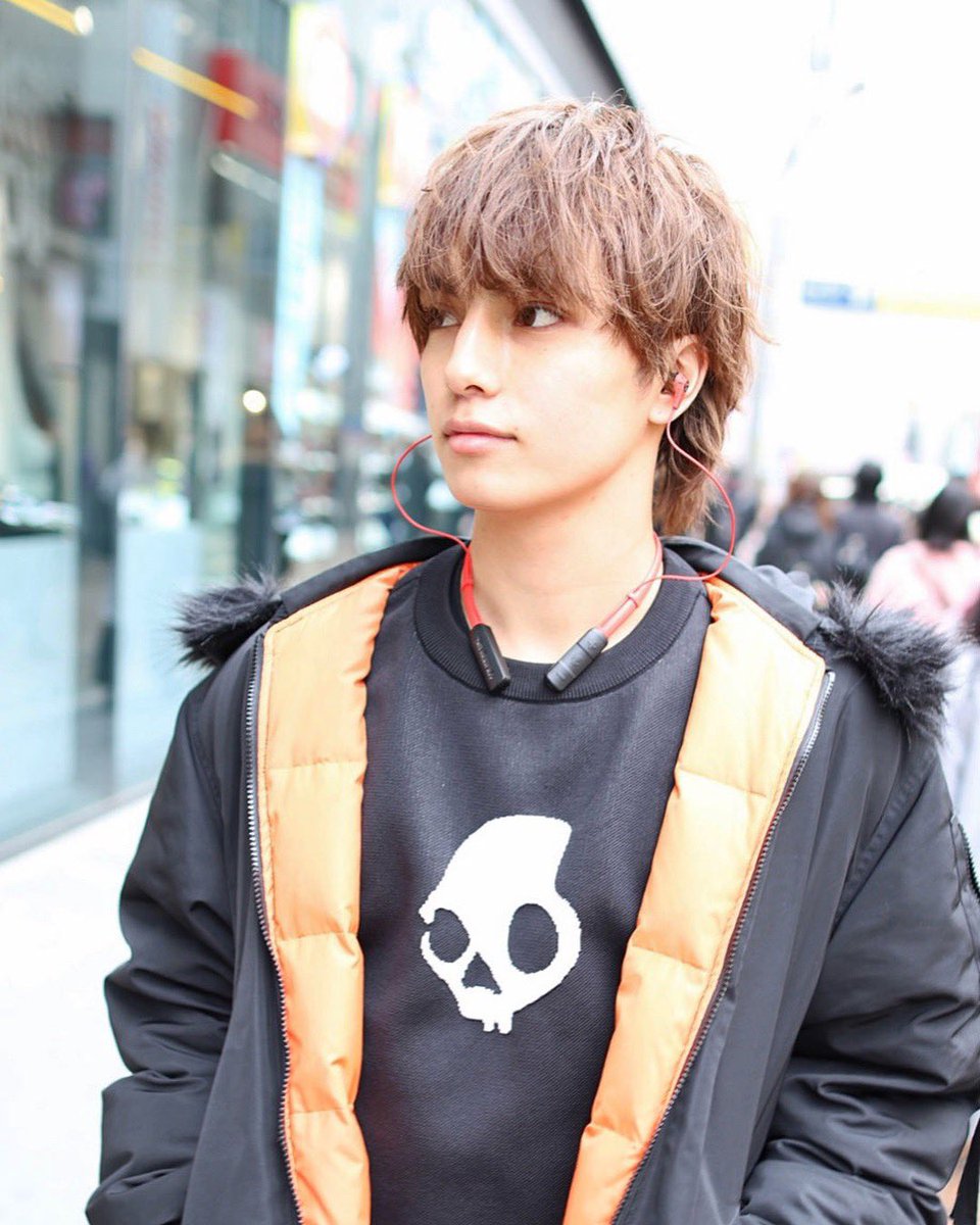 SkullcandyJapan's tweet photo. Ink’d wireless Red @Bhandari_Asaya 赤のネックカラーがオシャレのアクセント🔥羽のように軽いワイヤレスイヤホン💀
#feelskullcandy #スカルキャンディー #feelbold https://t.co/nOQYI9O602