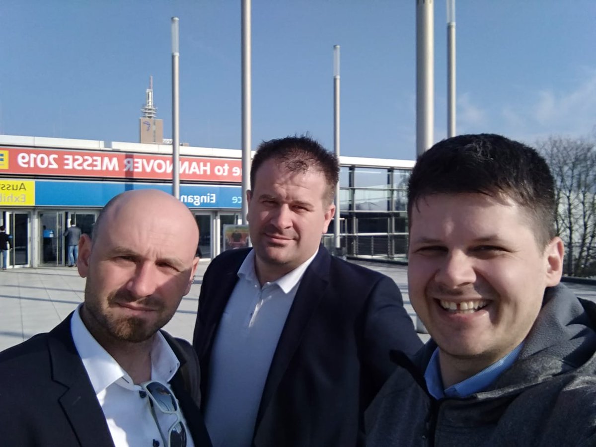 Milan Simek tweet media