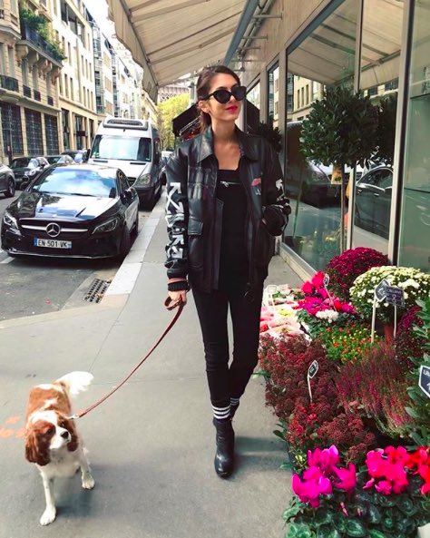 HelloMagazineME's tweet photo. @noorzpahlavi living our Parisian dreams #HelloStyleFiles #HelloMagMe #HelloMiddleEast #HelloLoves #HelloLifestyle https://t.co/gwDvXYDGjh