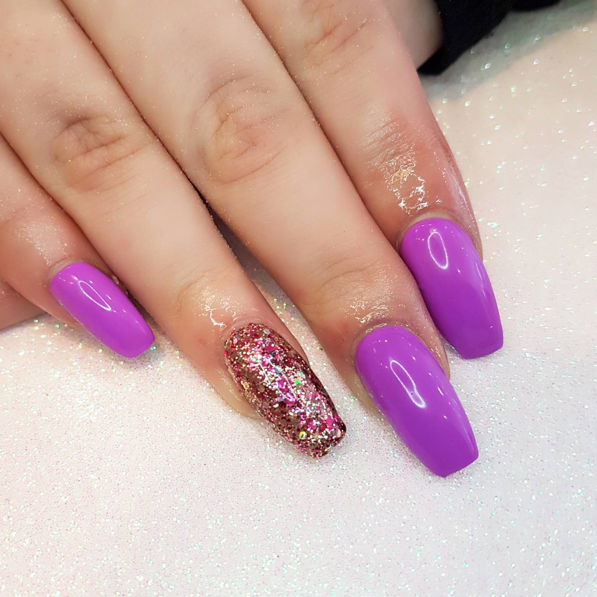 Hey there 'Anticipation' 😍 we see you glittering ❤

Psst have you signed up to our email newsletter yet? It's our VIP club and there's an amazing offer for April! Head to the website to find out.