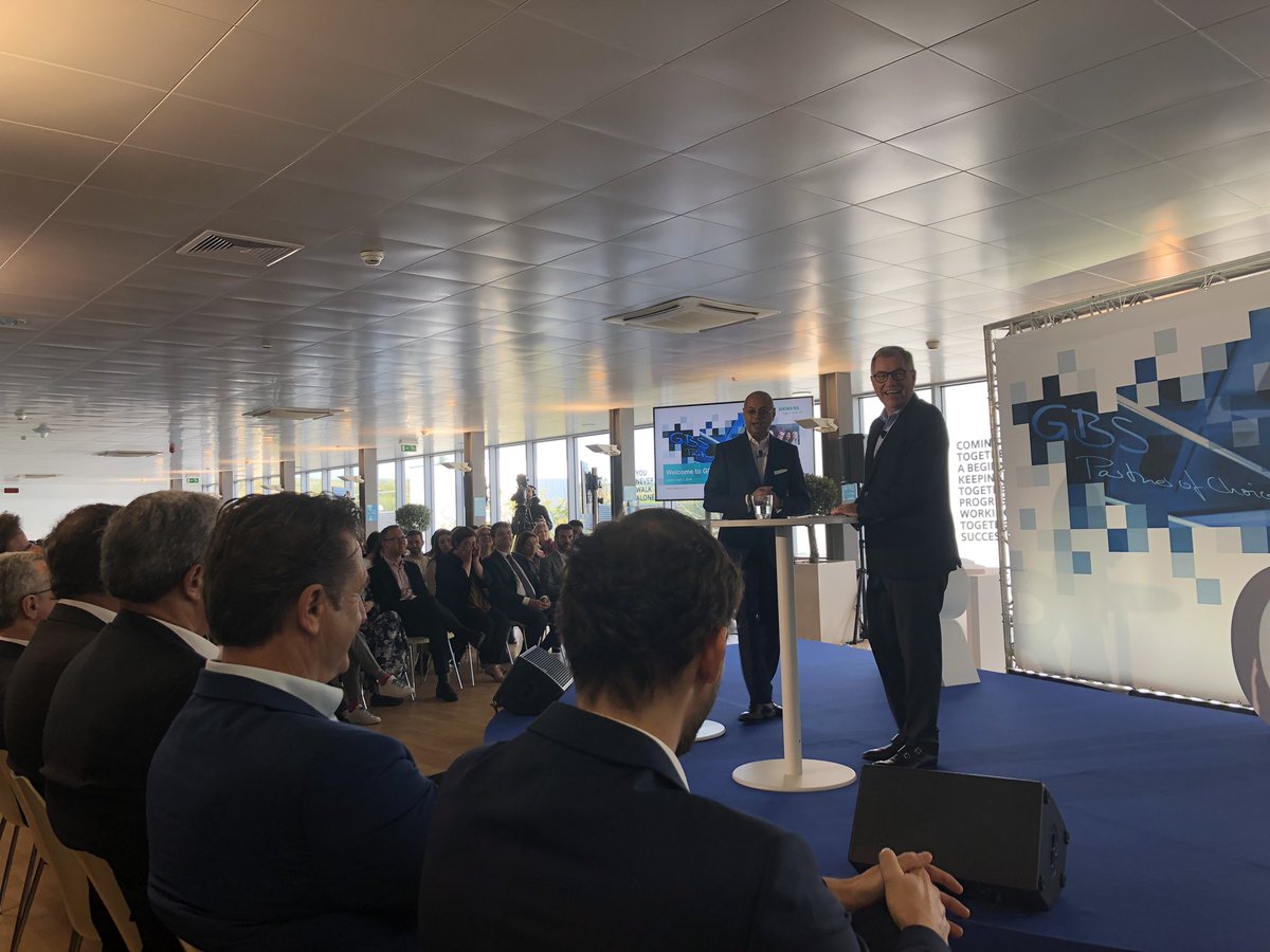 FrederikDoye's tweet image. A historic moment in a nice surrounding 😎 - first day of Global Business Services. Off to a great start @Siemens @siemens_press