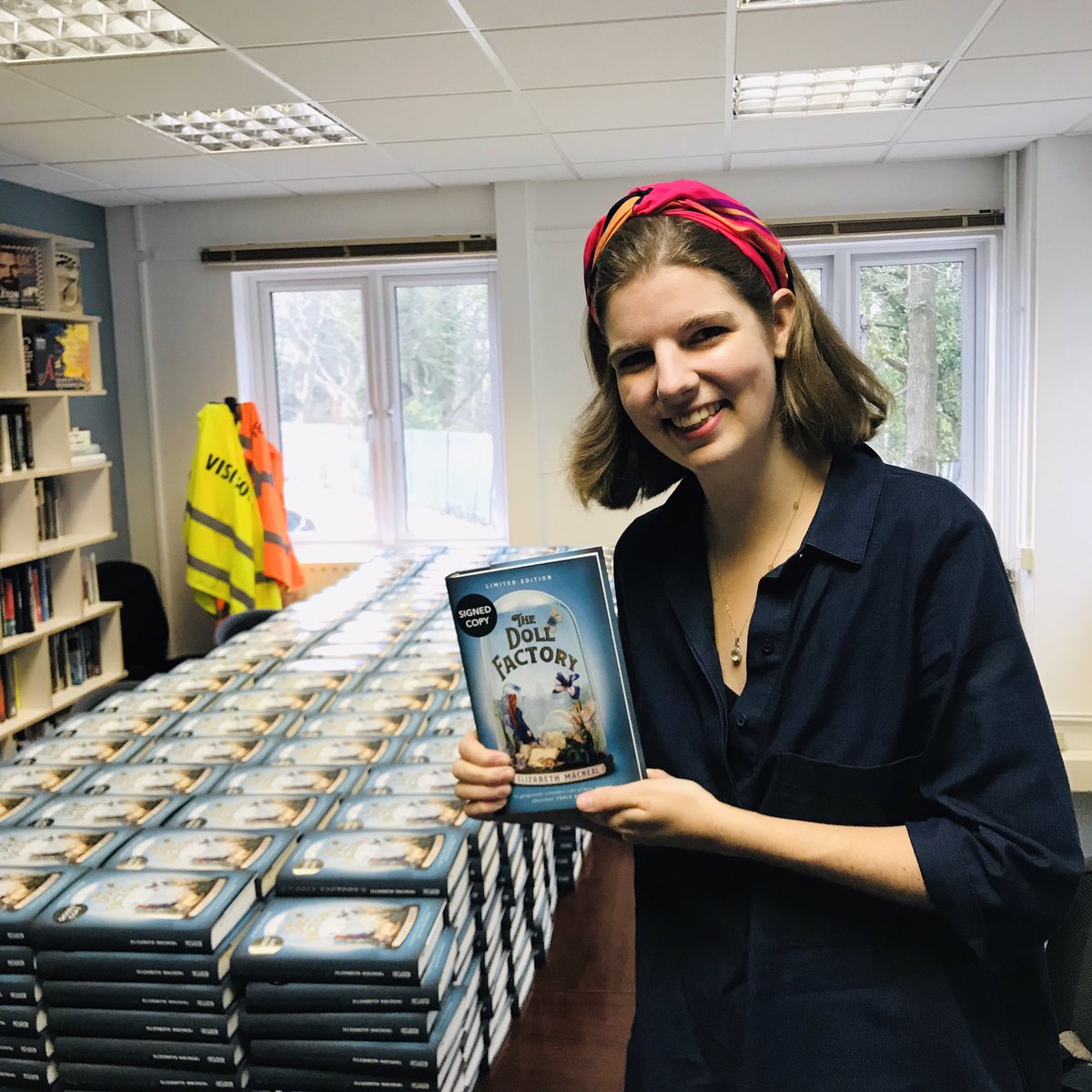 esmacneal's tweet photo. Oh my god.
I’m holding a finished copy of my book.
10 years of setting my alarm for 5am. I’ve dreamed of this for so long. https://t.co/WeZFYThcXF