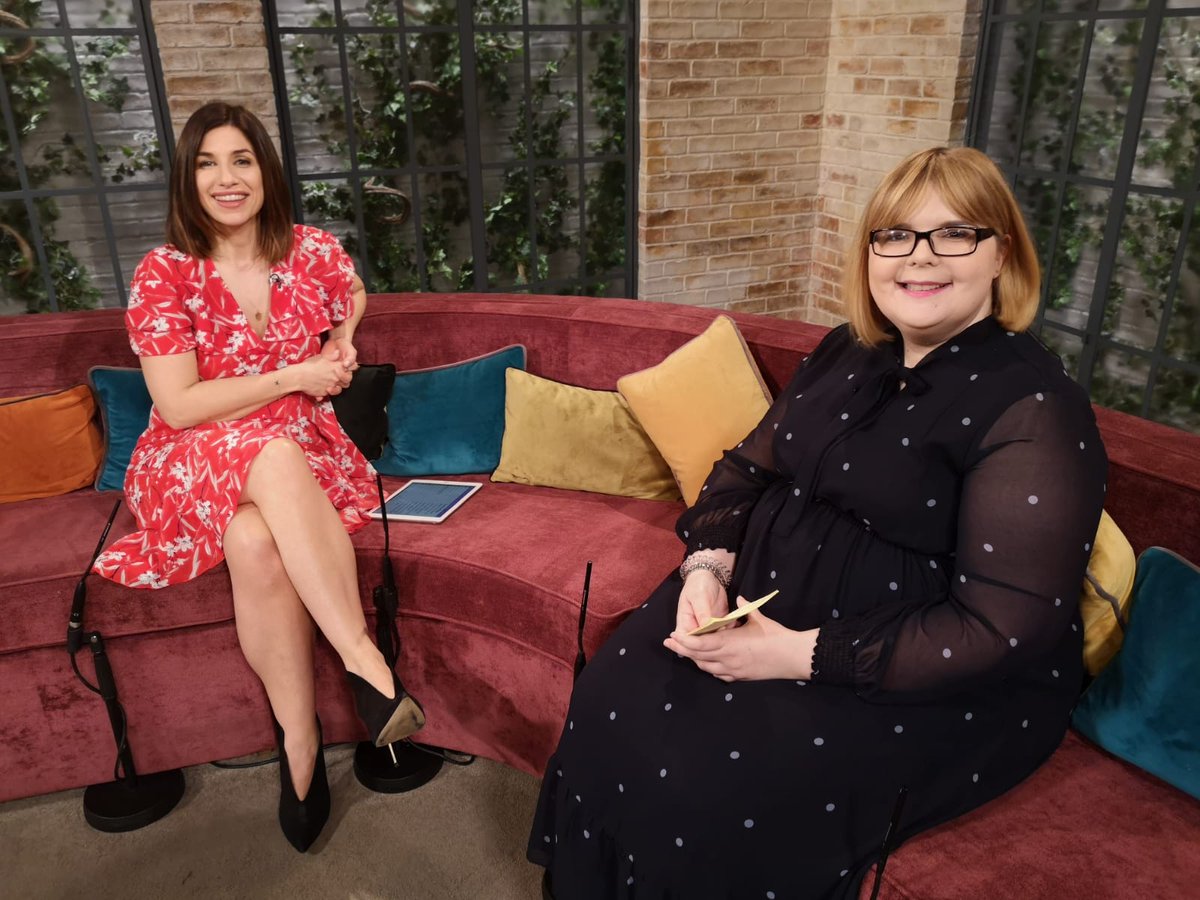 IrelandAMVMTV's tweet photo. If you're jetting off soon, or just enjoying an afternoon in the garden, Book Reviewer @aineltoner joins us now with some recommended reading #IrlM https://t.co/lQTFXJBwwp