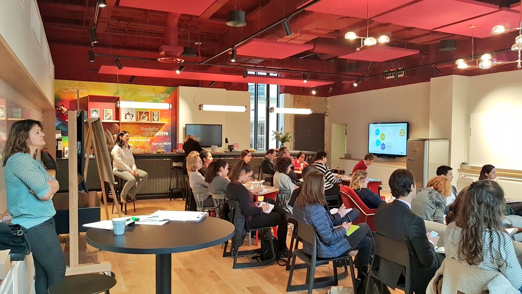 INIT_MKT tweet media