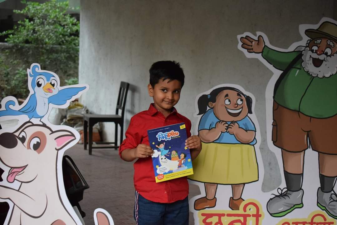 ChikuPikuFun's tweet image. We are happy and excited to have our issue inaugurated by Dhaval. Dhaval has amazing drawing skills which we have included in My Corner of ChikuPiku Magazine.

Visit - chikupiku.com

#SecondIssue #Volume2 #BrainbasedLearning #Activities #KidsMagazine #TuesdayThoughts