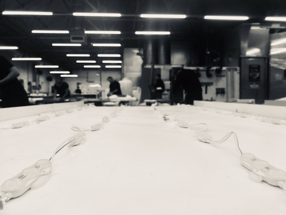 SignFabUKLtd's tweet photo. Spring maybe on pause today, but that doesn’t stop #teamSignFab from going full steam ahead! We have so many amazing projects in the workshop today! #homeoftradesigns #tradeonly #tradesigns https://t.co/YZKoQNwP5S