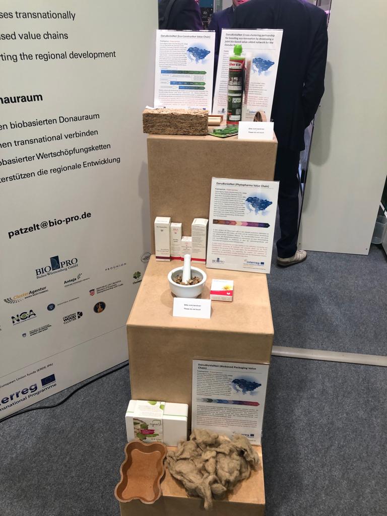danu_bioval's tweet photo. DanuBioValNet, our cross-sectoral bio-based #cluster project, at the Hannover Fair #HMI19! Visit us and get inspiration from many more bioeconomy examples and projects here: Hall 2/A45, including a bio-based Porsche!
@INTERREGTweets @Interreg_Danube @marius_niculae @Clusters_EU https://t.co/b6cm2JIIkg