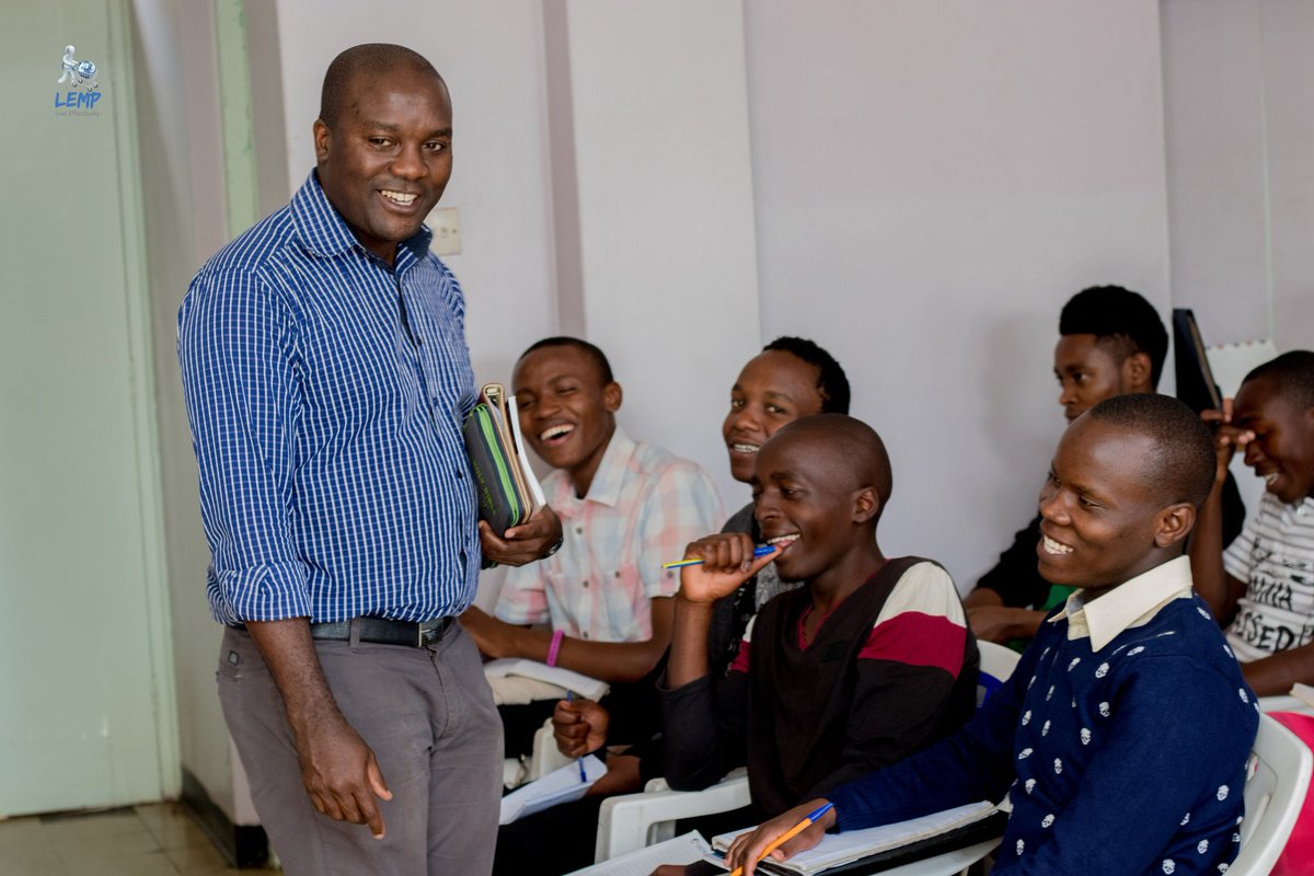 BwireBoss's tweet photo. Laughter is medicine to your heart. Jealousy is cancer to the bones. Avoid stress and bitterness in your heart and you shall stay a happier and healthy life.
@DianaKendi_M
@AtikaStacey
@alice_kanja
@LyzWaudo
#LEMPTaughtMe 
#LiveEffectively 
#LEMPSn12 
@LEMPMentorship https://t.co/FipLD7vyOv