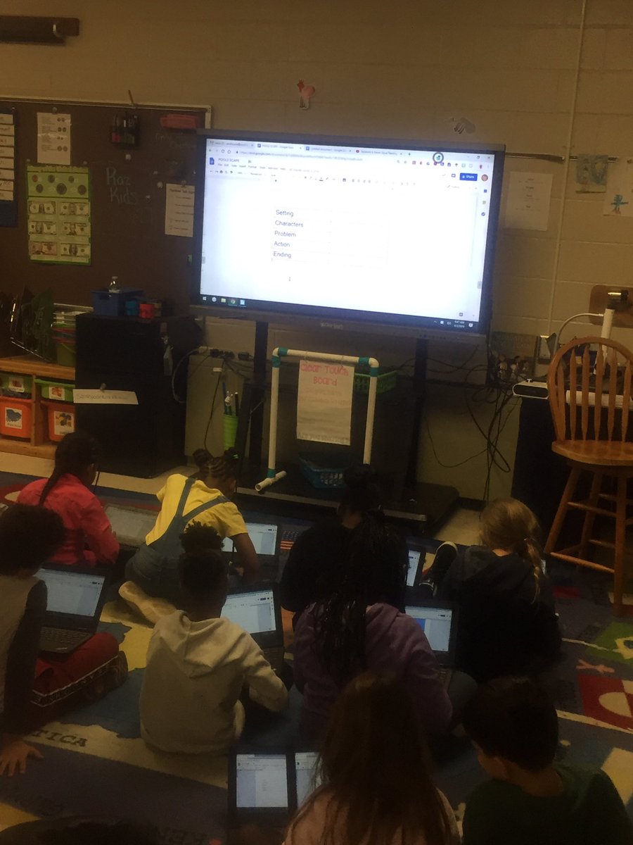 2Poole2's tweet image. Love using our clear touch to have students share their screens with the class!!  @CumberlandCoSch @LoydEAuman @GetClearTouch