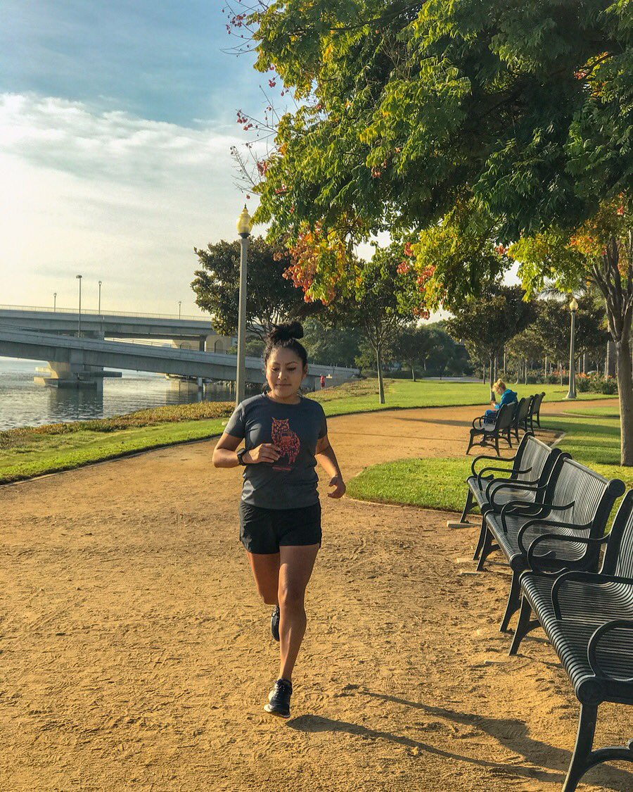 Runderful_daysi's tweet photo. Time flies when you're having fun! I’m ready for @Carlsbad_5000 counting for race day! 
LET’S DO THIS! 💪🏾
•
#CarlsbadBR #BibChat #bibrave
 #bibravepro  #Runselfierepeat #Womensrunningcommunity #RunOOTD #runtoinspire #BornToRunFree #poweryourpassion @BibRave https://t.co/aMST2UsuC5