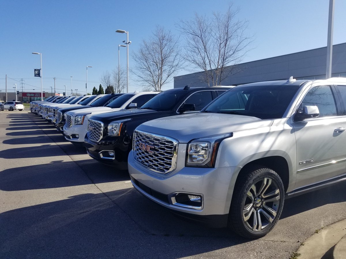 MattTrombley88's tweet photo. With amazing incentives this month that will keep your money where it belongs, it's the perfect time to head down to @DW_BuickGMC and drive away in the vehicle you've had your eye on. https://t.co/anVasQHZ0K