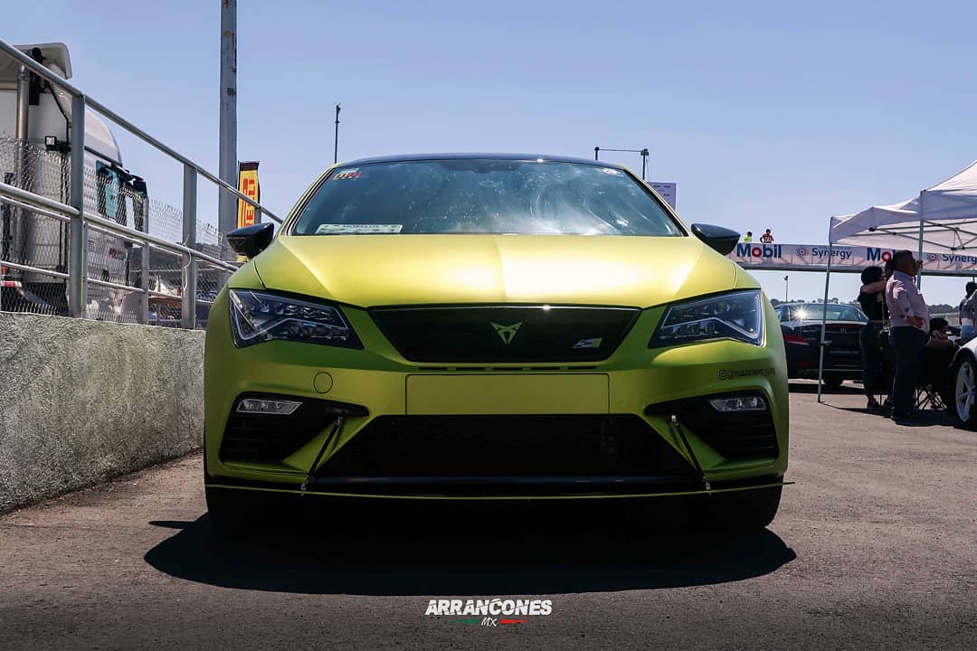 Arrancones_MX's tweet photo. El famoso Cupra 290 APR Stage 3 de nuestro amigo @mustanwero 🏁
#Arrancones
#ArranconesMx #seat #seatleon #leoncupra #cupra #cupra290 #apr #aprstage3 https://t.co/edoNVjBZS4