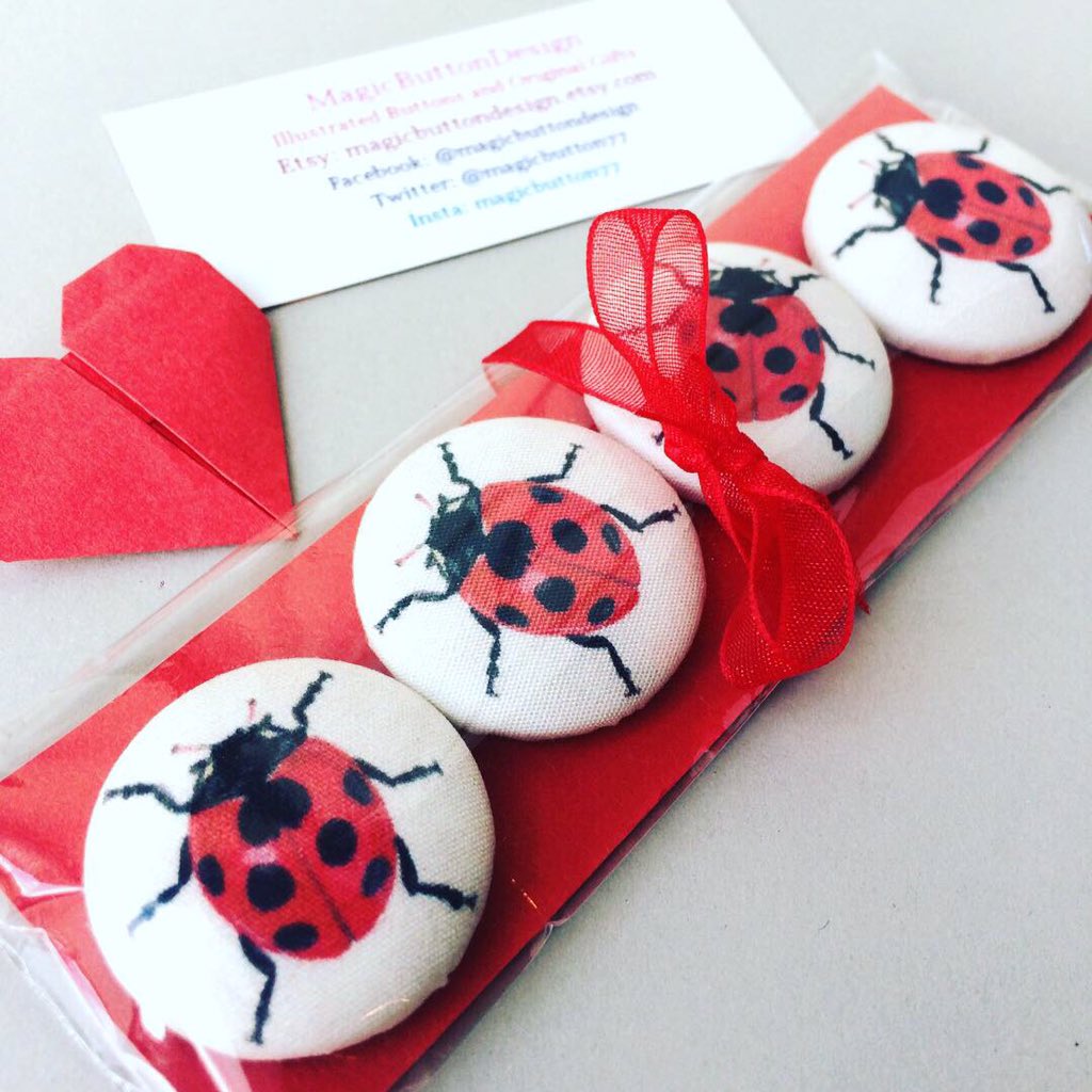 magicbutton77's tweet image. These sweet illustrated #ladybird magnets are now in my #Etsyshop MagicButtonDesign.etsy.com         #independentmaker #fridgemagnets #natureloversgift #etsystore #buyindie #illustration #britcraft