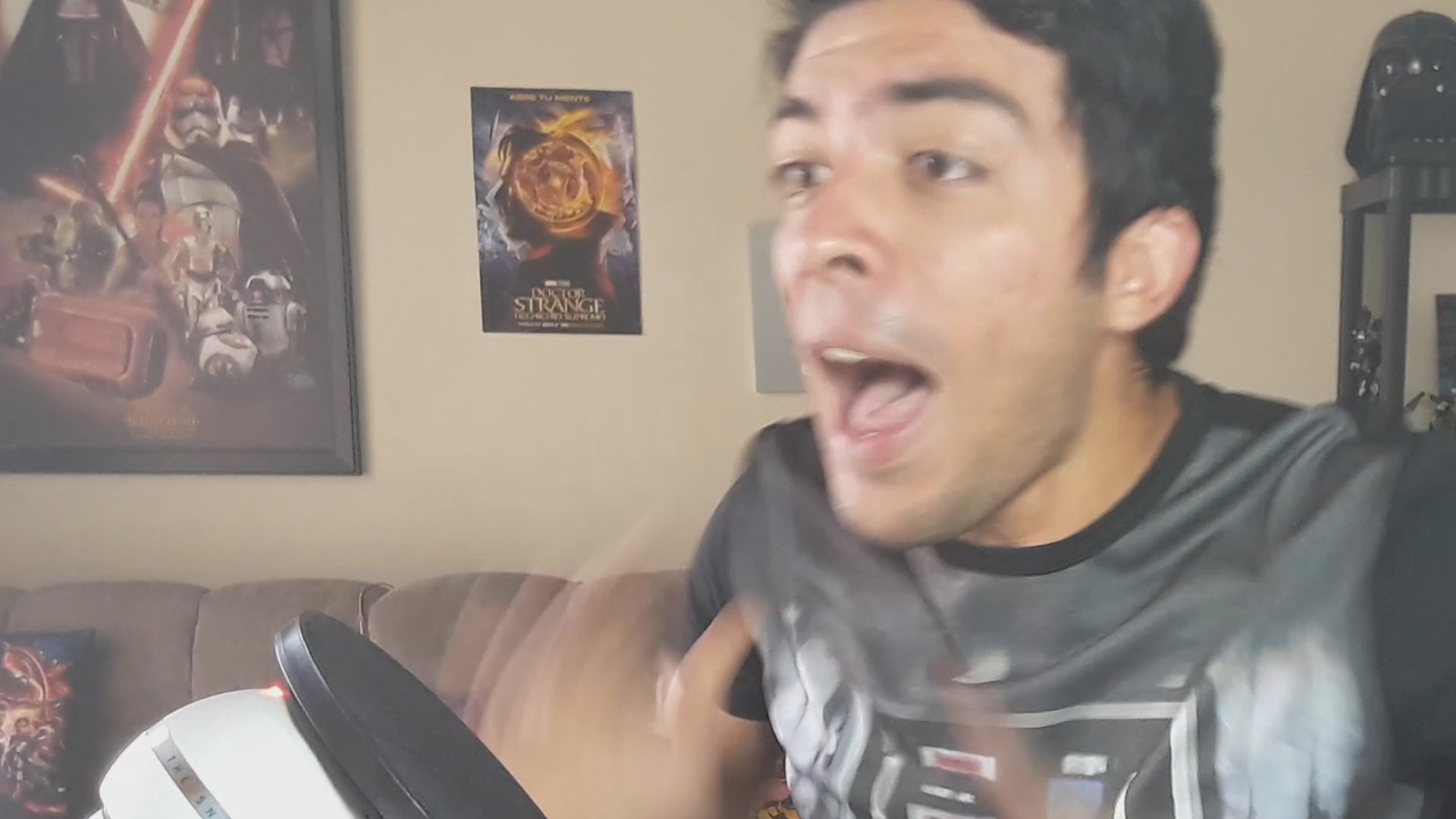 Pelicomic on Twitter: "En unos minutos subo la reacción https://t.co ...