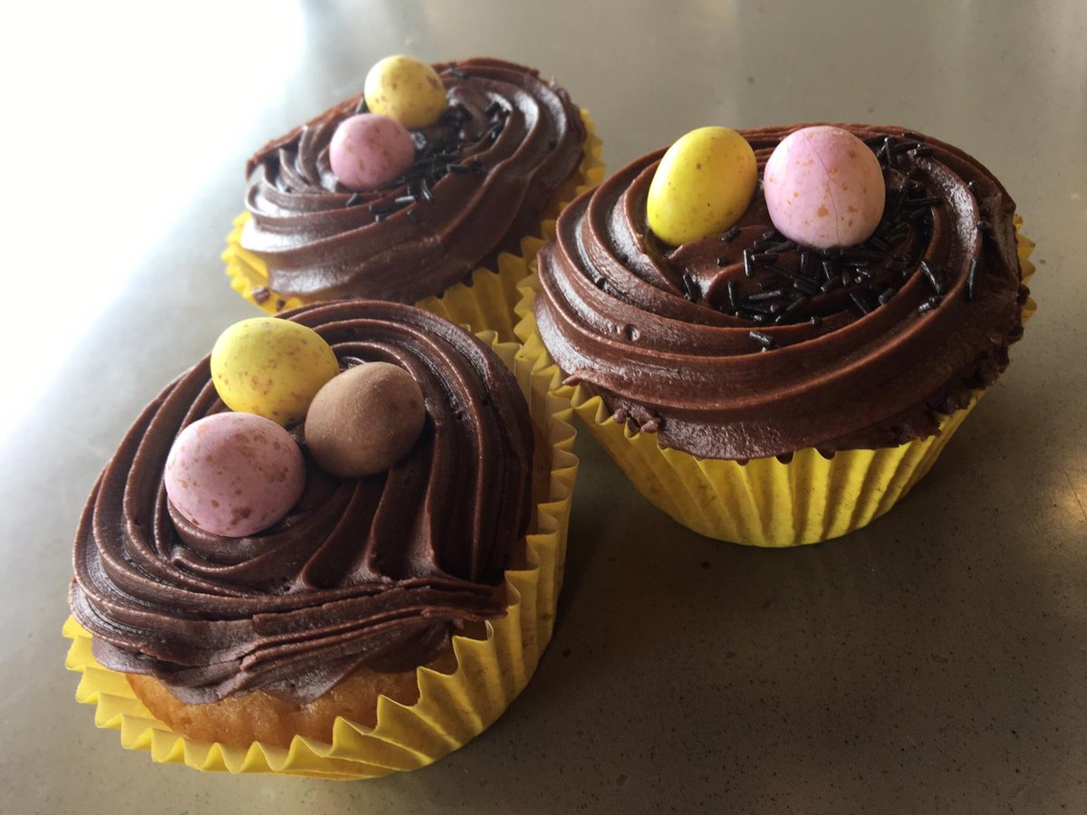 MilligansBakery's tweet image. Love these gorgeous little Easter Cupcakes now at all of our bakeries. They are  perfect Easter gift or just a little surprise to brighten someones day! #Easter2019  #easteratmilligans #mymilligans #milligans