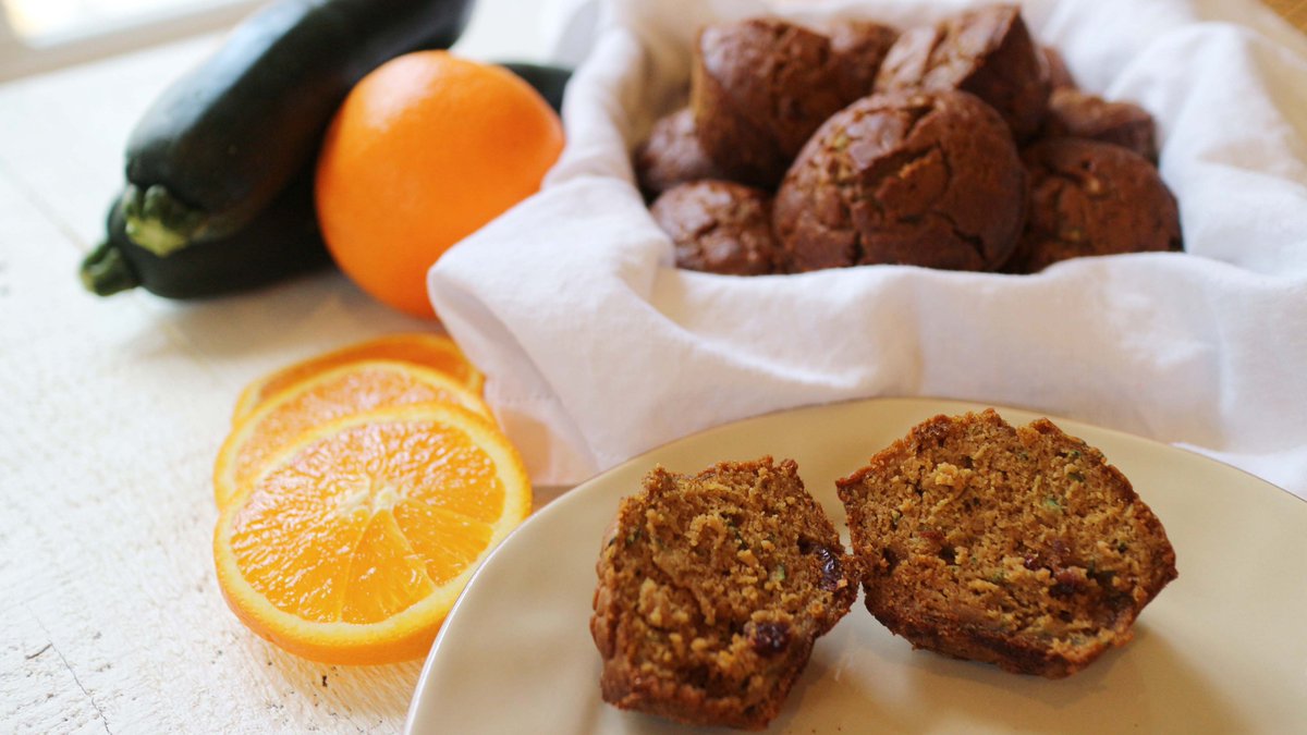 sageandcelery's tweet image. These Gluten-free Quinoa muffins made with Orange, Cranberries and Zucchini are delicious and oh-so-much better for you than the store bought kind for lots of reasons. Click on the link for the recipe and to learn why! bit.ly/quinoaorangemu… #sageandcelery #quinoamuffins #Health