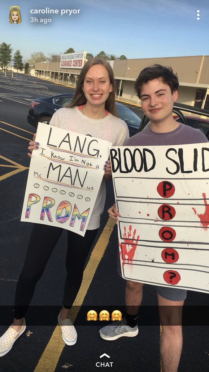 langgmcmanus's tweet photo. 🙈🙈🙈 @WestHighProm19 @SwansonReilly https://t.co/tJsS5t2NZx