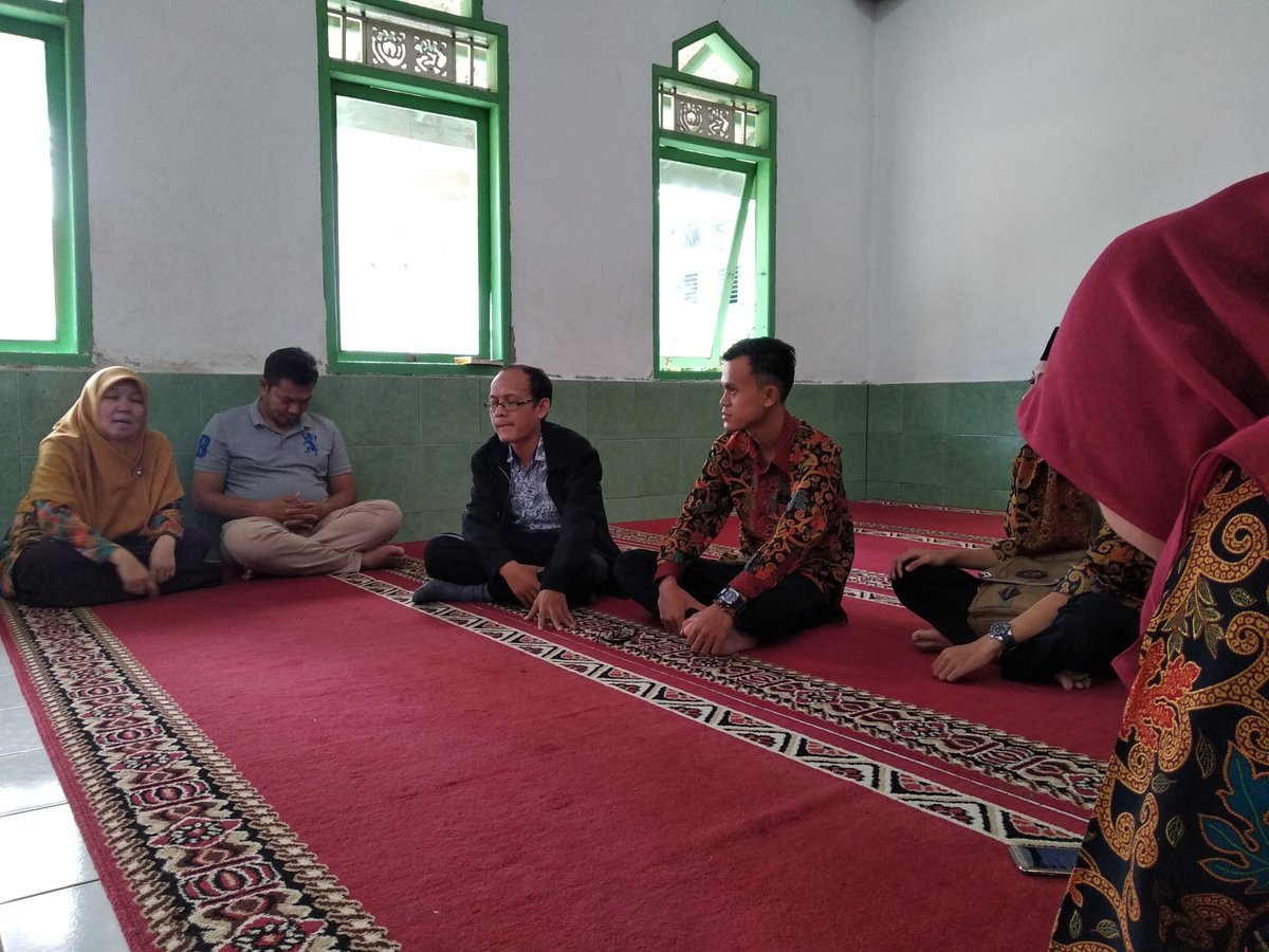 Kangrobi_01's tweet photo. #kpumelayani💪 
#kpuri
#kpujabar 
#kpukabupatencianjur 
#PemiluAntiHoaks 
#PemiluAntiPolitikUang 
#PemiluAntiSara 
#infocianjur 
#cianjurupdate 
#cianjurpost
#firamidnews
#humascianjur
#PemilihBerdaulatNegaraKuat 
#Pemilu2019JabarAkurSauyunan https://t.co/SNyDIfvlE7