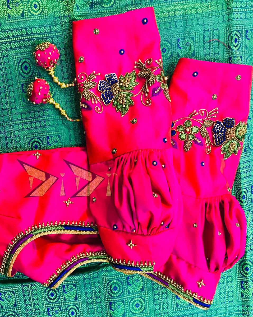 DiDi_Designer's tweet photo. #silkblouse #pinkblouse #gold #blue #green #pure #floralembroidery #simpleworkblouse #handembroidery #puffsleeves #elbowsleeves #workedtassels #newdesign #stonelessdesign #customisedone #happycustomer #designedbydidi™️ #didibydivyadhivyan

Blouse Courtesy: DiDi Designer Studio™ https://t.co/mqr3b5RkgP