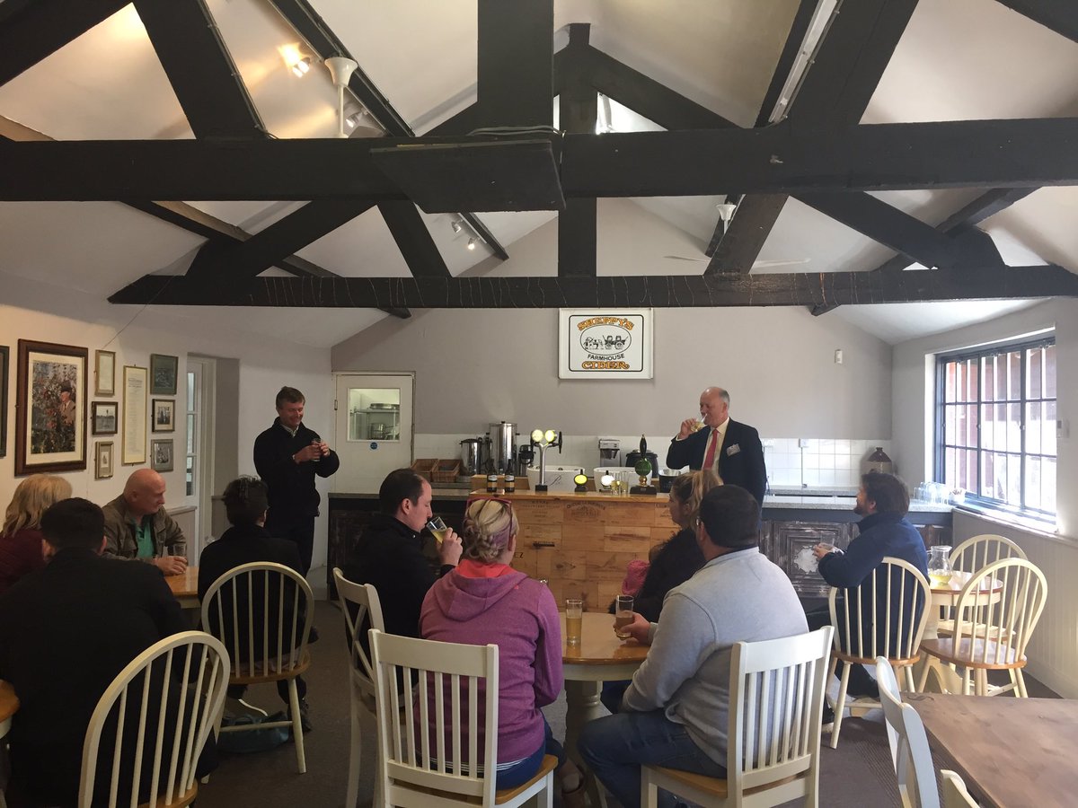 A great day out for Palmer’s customers <a href="/SheppysCider/">Sheppy's Cider</a> to taste the <a href="/DorsetOrchards/">Dorset Orchards</a> ciders. Thanks for the photo <a href="/chellenewb/">Michelle</a> 😜🍺🍎🍏#cider #orchardhaze #gold