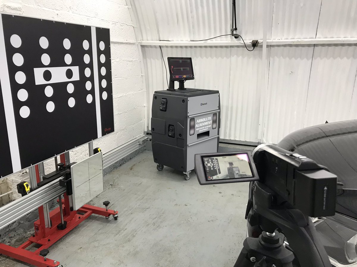 More filming, today with <a href="/AAWheelAligners/">Absolute Alignment</a> to demo #ADAS and Scissor lift alignment #freelancing #video #busy