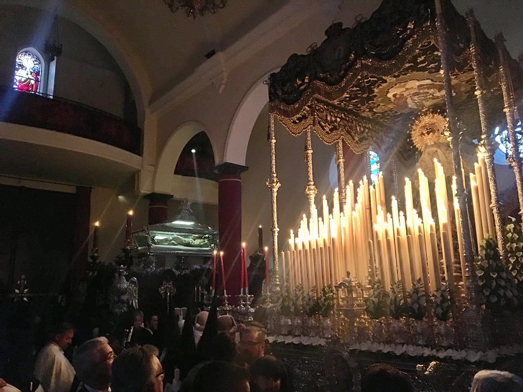 CurielPalma's tweet photo. Siglos de cariño.
SIGLOS DE DEVOCIÓN.
Siglos en un pueblo.
S  I  G  L  O  S

No intentes entenderlo...

@SoledaddeCoria #SoledaddeCoria #SoledadCoronada #TuSoledad #CoriadelRío #YacenteSoledad #YacentedeCoria #SantoEntierro #SemanaSantadeCoria @CoriadelRioDAD #YacenteySoledad https://t.co/zm9s57HgCw