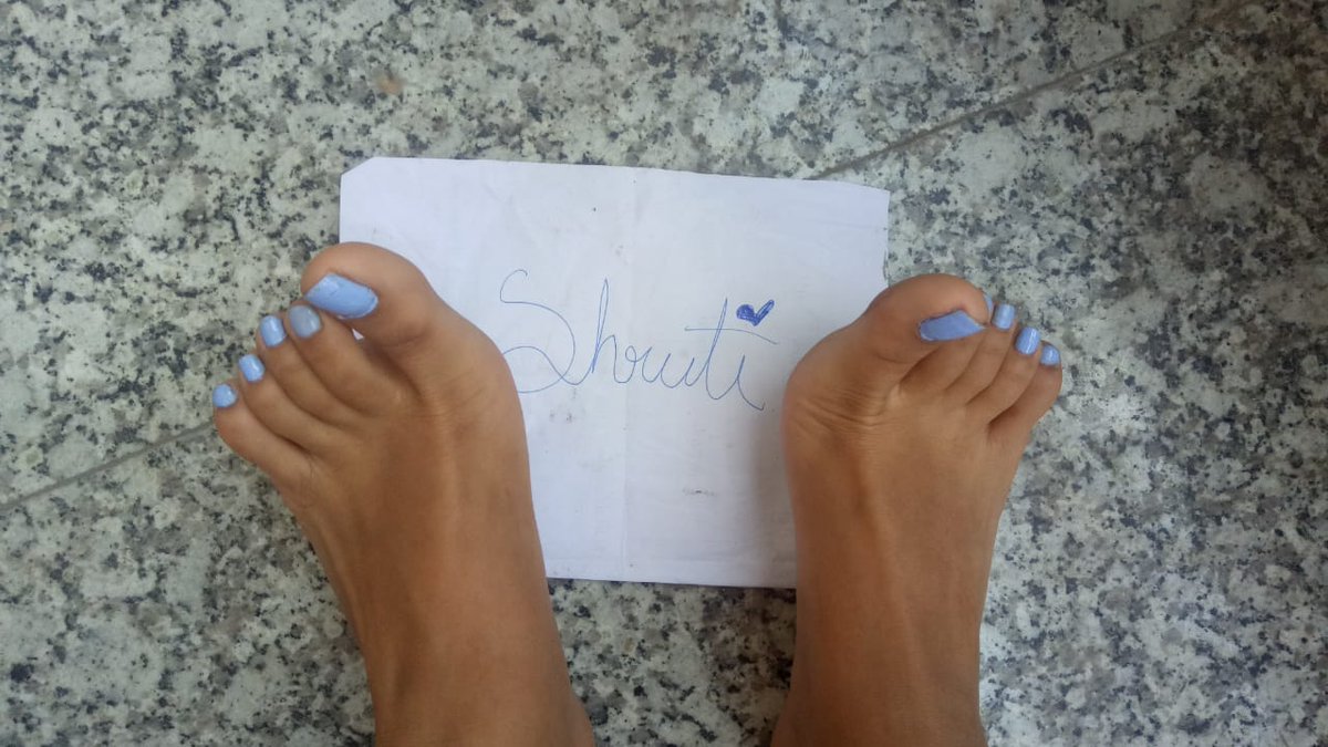 shruti_mistress's tweet photo. Your mistress shruti is here buy my session and follow me on instagram
I m here and insta only #mistress #feet #fetish #feetfetish #torturing https://t.co/SV7nQqGVe7