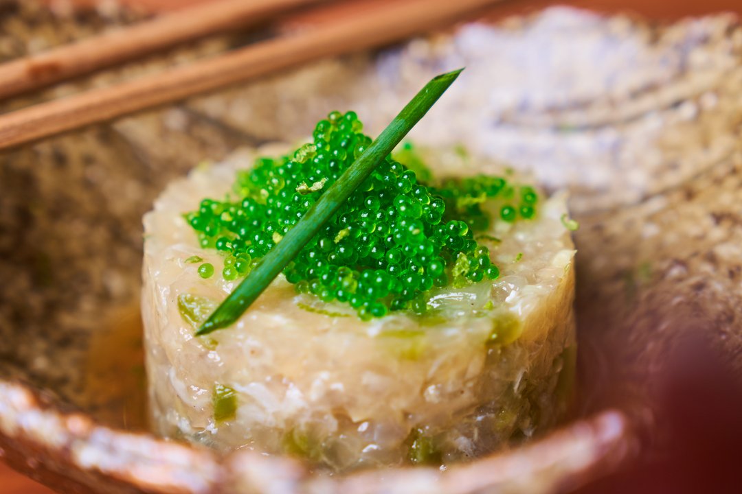 Let us tempt you to our special yellowtail tartare. 🐟
.
.
.
#TakaMayfair #JapaneseFood #JapaneseDining #Yellowtail #Fresh #Fish #TakaTuesday #Tuesday #Tartare #Mayfair #Food #Instafood