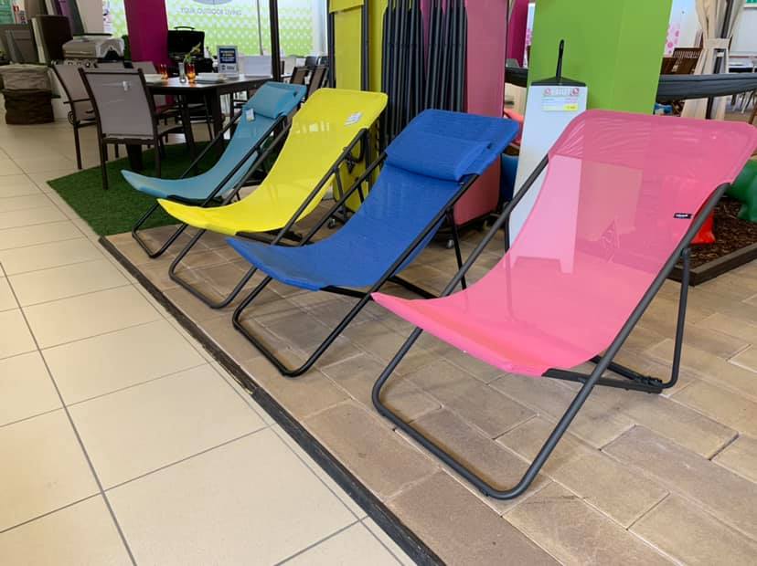 AmbientiPiu's tweet photo. #2aprile #atmosfere, #colori, #qualità e #comfort: nei nostri Showroom di #Lecce e #Racale troverai mille soluzioni per #ArredoEsterno con prezzi a prova di web! Vieni a scoprirle...
🔸LECCE, via Leopardi 55 - ☎️ 0832522590
🔸RACALE, zona industr. - ☎️ 0833556300 https://t.co/kRb6sTqLw5