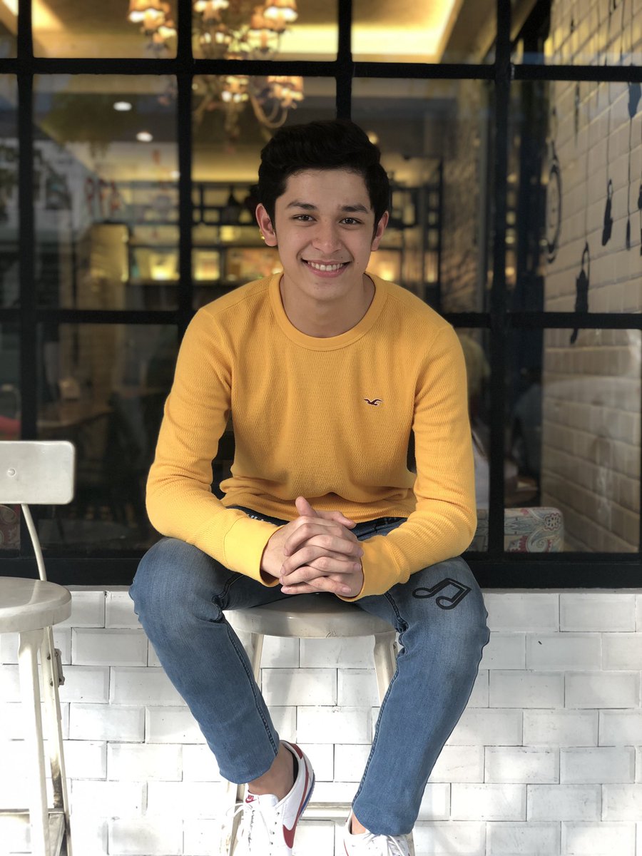 AljonMendoza_'s tweet photo. Happy 400k followers on ig 🤩🎉

📸 @FianGranco168 , @m_quinoo , @Gabbbbae https://t.co/yhH8DFzH8i