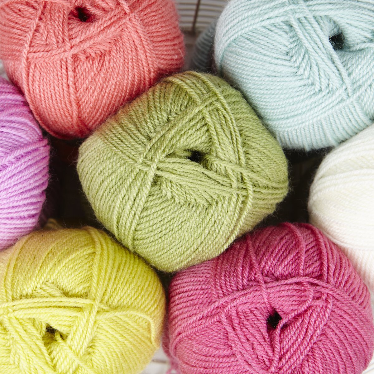 StylecraftYarn's tweet photo. As part of Stylecraft's continuing ethos to bring knitters and crocheters yarns they will really love, we have teamed up with #Blogstar Pippin Poppycock @EmmaMayLoves to conduct a short survey about what you really like to knit &amp; crochet with. Find it here https://t.co/RnjJWuv1JH https://t.co/bpaUacX2TZ