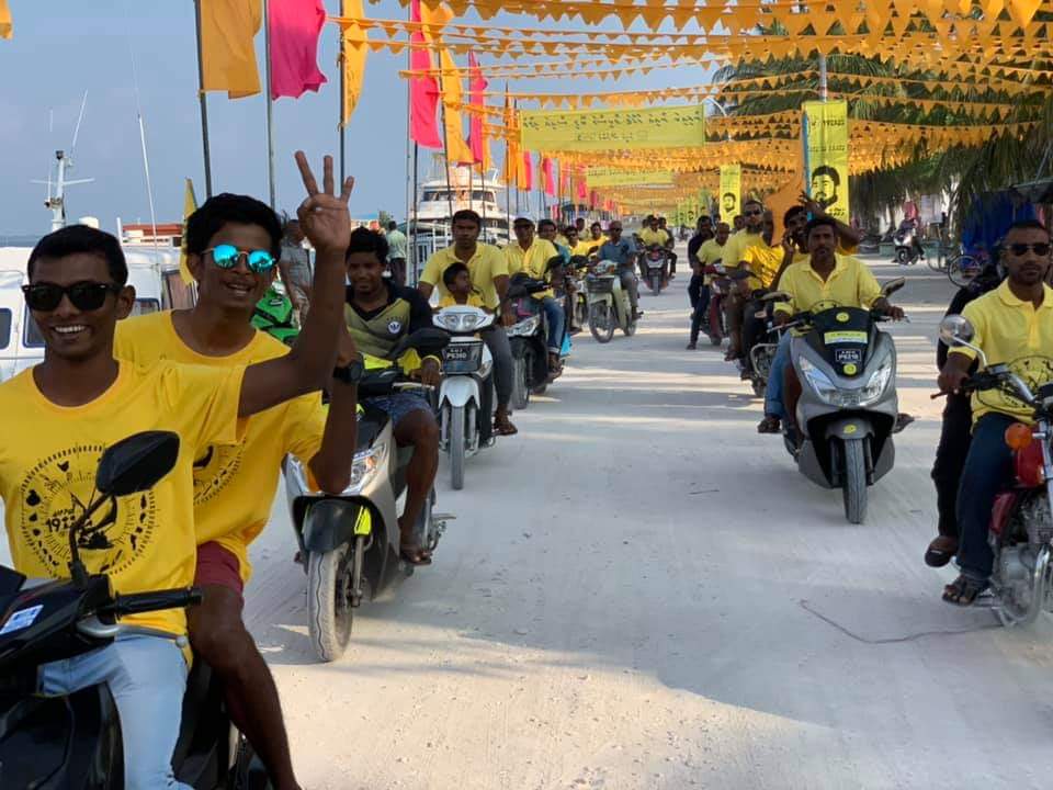 AaDhuvahakah's tweet photo. #Agenda19 Dhidhdhoo Cycle Buru kuriyah dhanee. #VoteMDP #VoteMD #MDok #MDforMP #1493Vote https://t.co/XXkJqq1sZ4