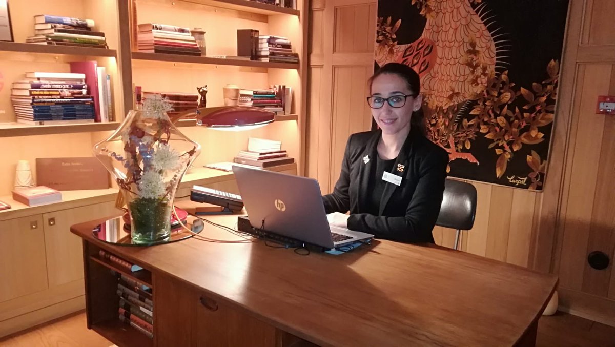 LesClefsdOrSP's tweet photo. Así de orgullosos lucen sus llaves de oro, nuestros nuevos miembros. 

Our new members proudly show off their Golden Keys in their hotels. 

@NHCollectionEB @nhcollection 
#lasllavesdeoro #lesclefsdor 
#yourkeytospain #yourkeytoeverything #anche https://t.co/D8RTn1LxgP