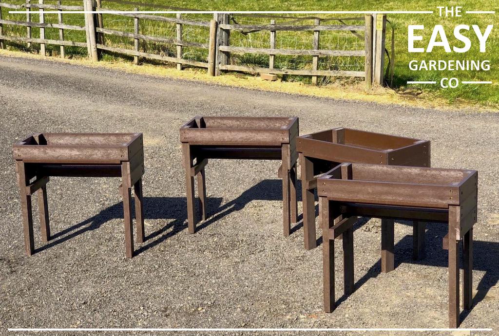 Nothing better than making and cleaning up some planters in the sunshine!!
buff.ly/2CTCzUi