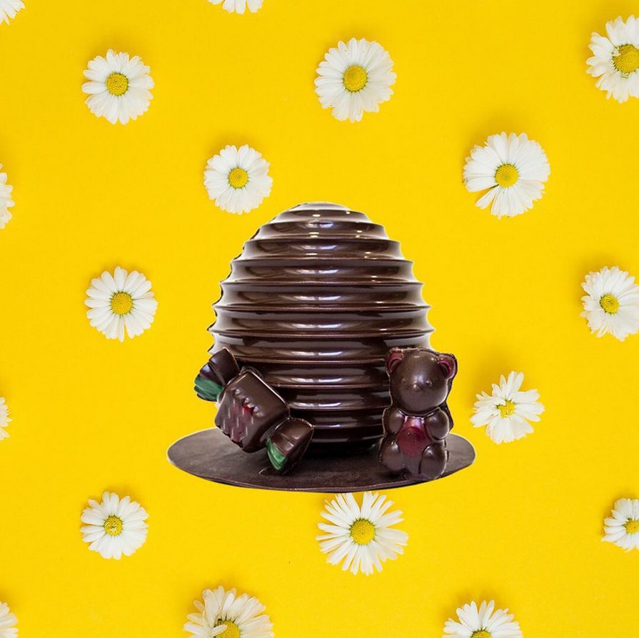 Esta Pascua podrán disfrutar de nuestros huevos de chocolate #glutenfree para que todo el mundo pruebe de uno de los mayores placeres de este mundo:El Cacao #flordkko #chocolate #EasterEggs #HuevosdeChocolate #HuevosdePascua #singluten #chocoaddicts flordkko.es/pedidos