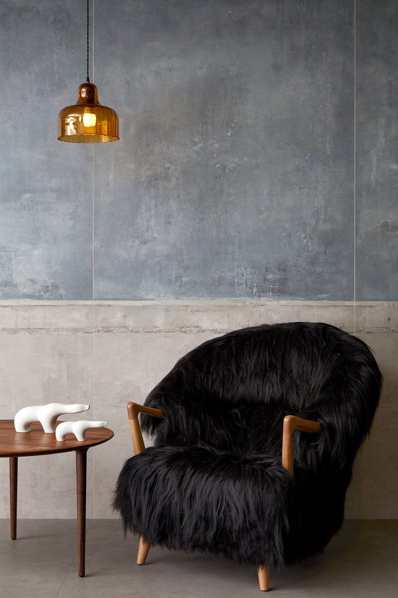 HGCinematica's tweet photo. Today we welcome Fluffy to the @eikund_norway family. Fluffy is shot here in front of the XL format tile Storie @DomusTiles by @annastathkiphoto Visit Fluffy at a pop up installation until 04/04. #eikundnorway ⁣
#designicons ⁣#norwegiandesign ⁣#norwegianicons https://t.co/GFQFhC6XOe