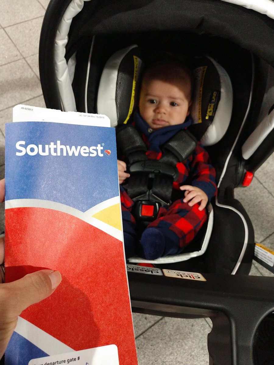 1kandolite's tweet photo. We're up and on Cub's first flight getting ready to head out to Austin. He was a champ through TSA and just went back to bed before wheels up ππβοΈπΆ #babysfirstflight #carsoncub #kaydencarson #mommaisstillnervous #offtoseegreatgrannyandgrandpa https://t.co/1rbLybMTqc